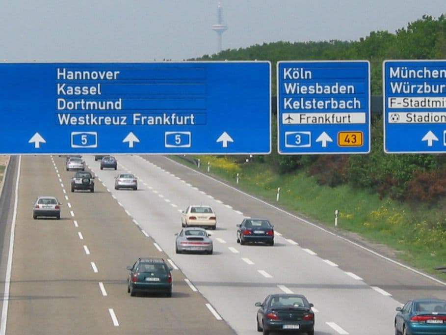 Közlekedési balesetben meghalt három magyar Németországban