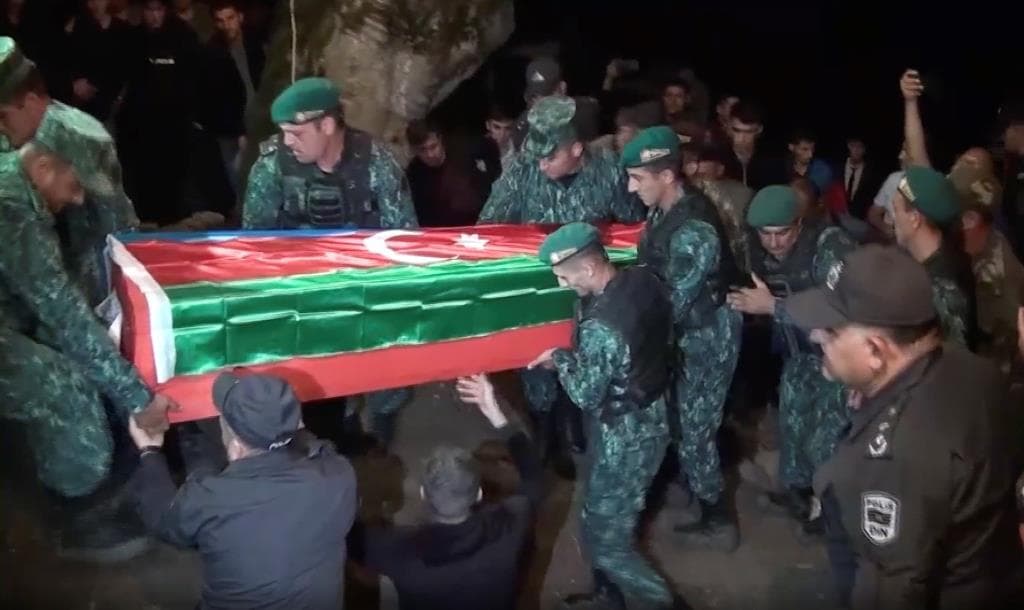 Már több mint 200 katona halhatott meg az azeri-örmény határon