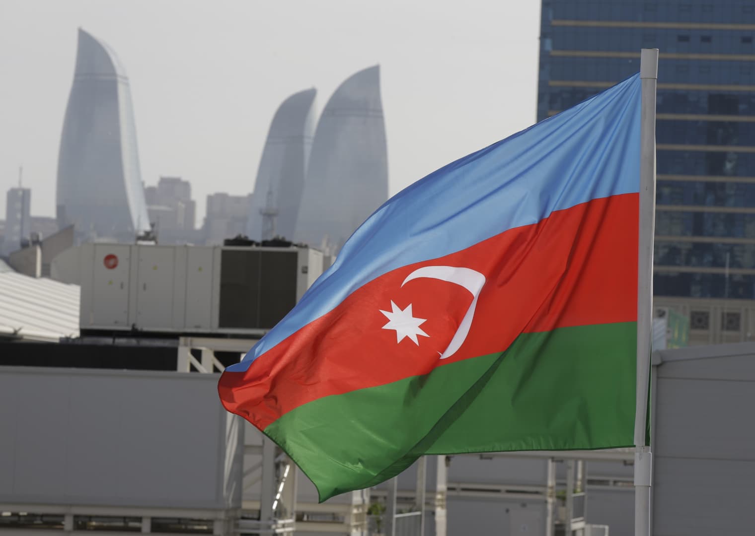 Hegyi-Karabah: Baku a helyi hatóságok feloszlatását követeli