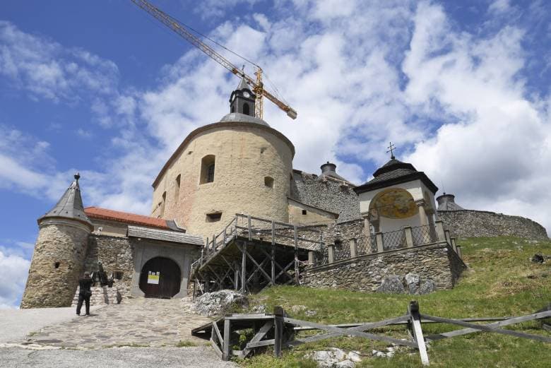 Csaknem 35 millió euróba fog kerülni Krasznahorka várának felújítása 