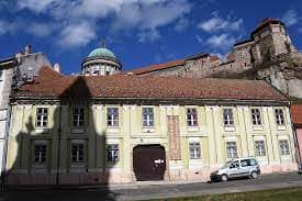 Megnyílt a felújított Balassa Múzeum Esztergomban
