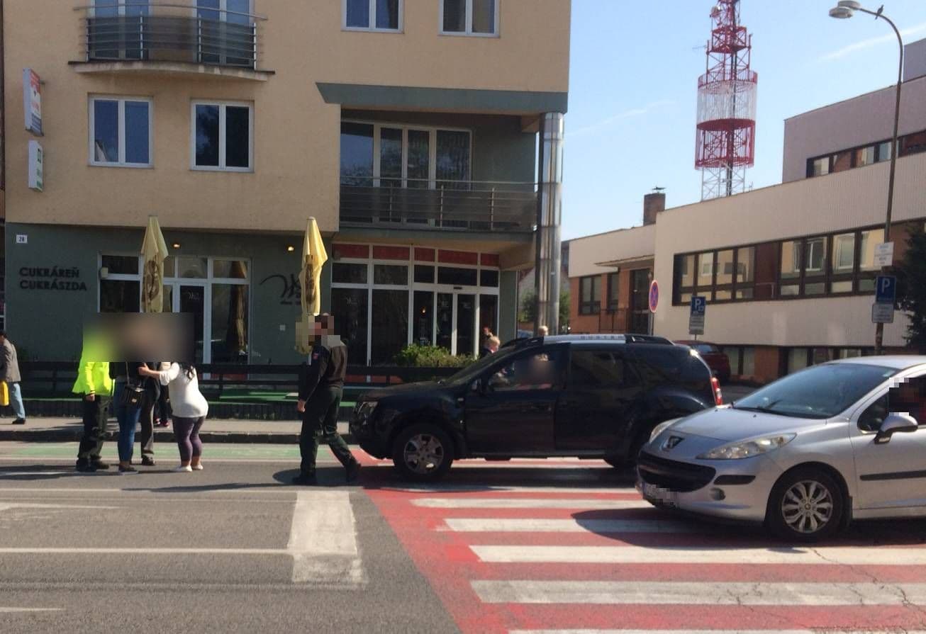Elütöttek egy nőt a dunaszerdahelyi Fő utcán!