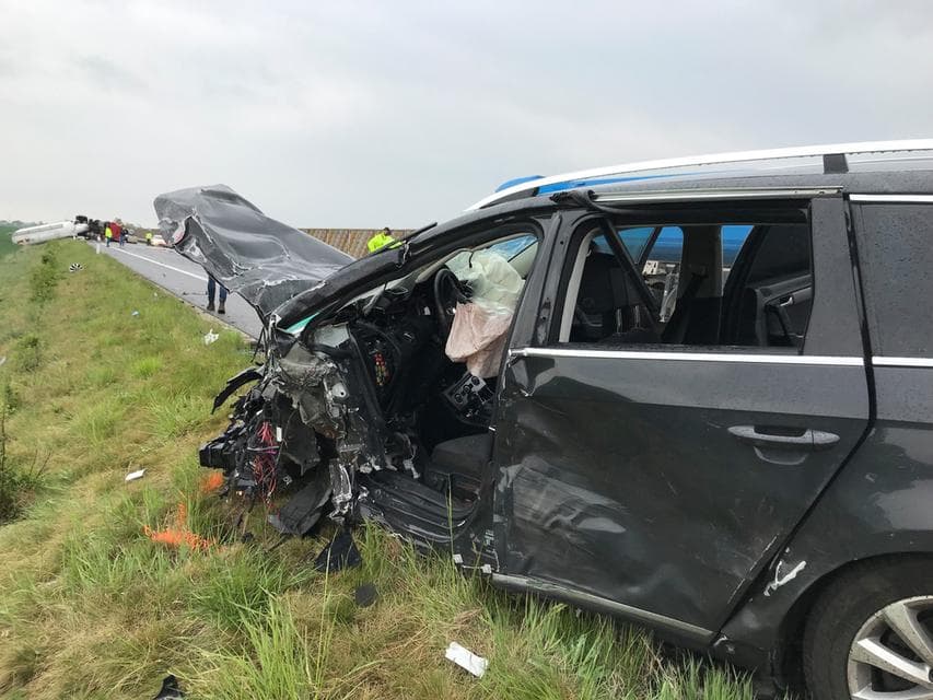 Halálos baleset: teherautó és személyautó ütközött, egy személy életét vesztette