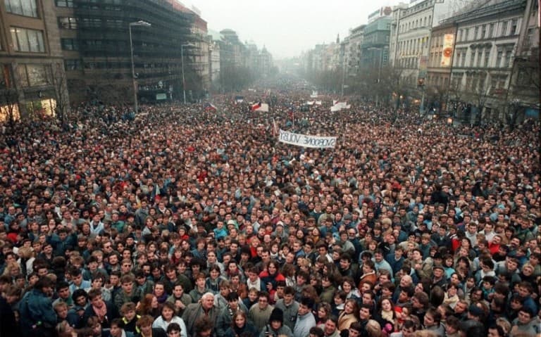 Jóváhagyta a kormány az 1989-es forradalom megünneplésének előkészítését