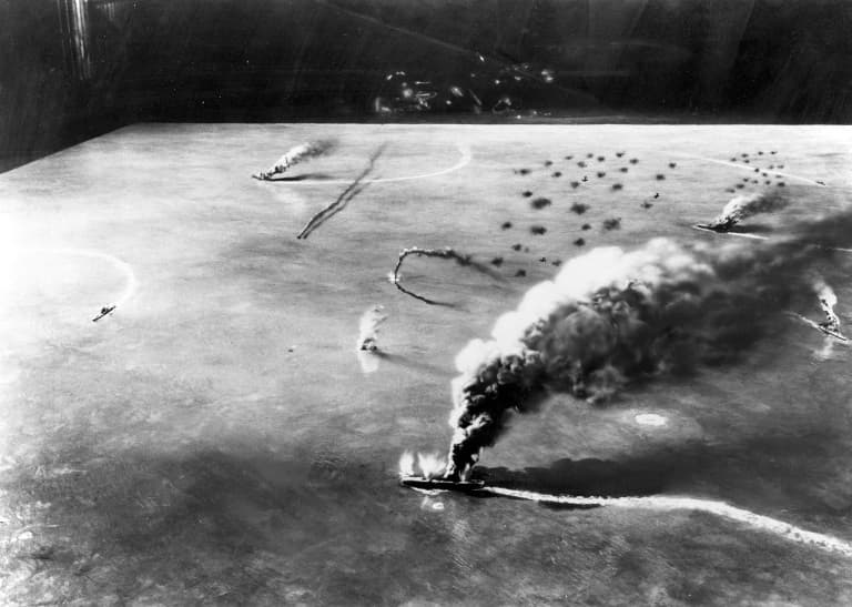 Kettő, a II. világháborúban elsüllyedt japán repülőgéphordozó roncsait fedezték fel