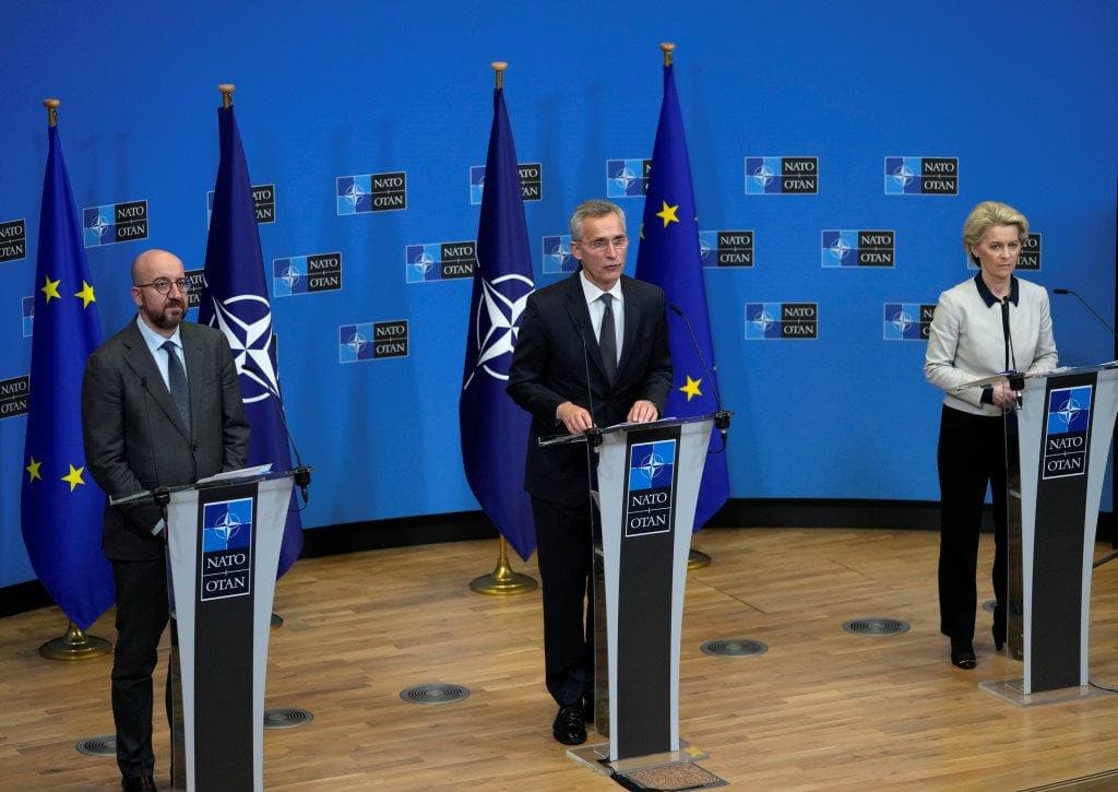 A NATO és az EU együtt ítélte el az orosz agressziót