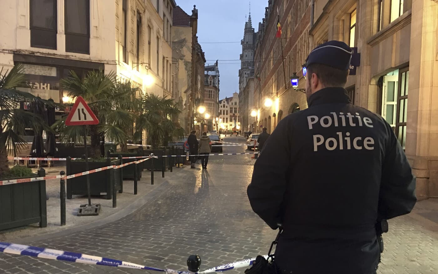 Egy férfi lövöldözött Brüsszel belvárosában, ketten életüket vesztették