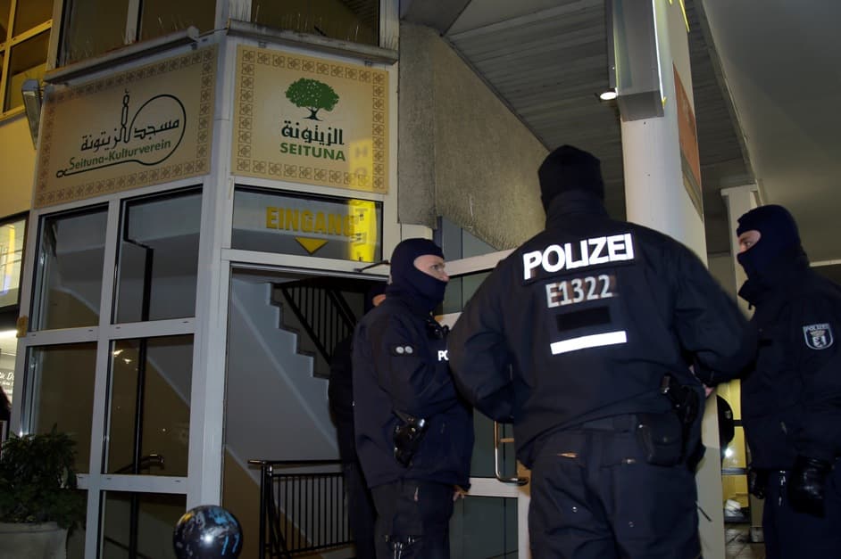 Elfogtak Németországban hat feltételezett terroristát