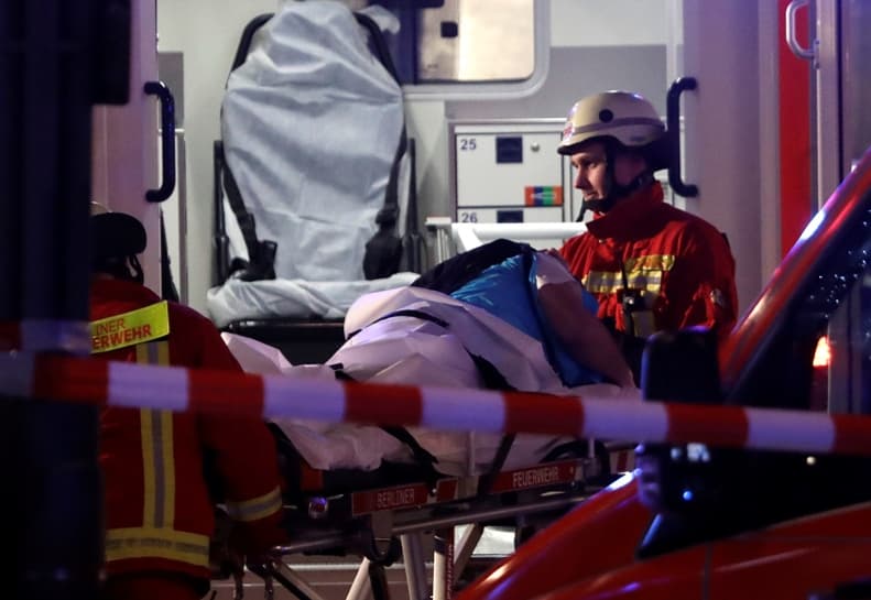 BERLINI MERÉNYLET: 12 sebesült továbbra is súlyos állapotban, 56-an kerültek kórházba