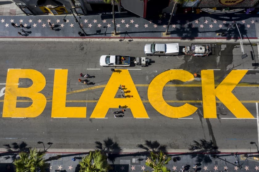 Több mint 300 fekete művész felszólította Hollywoodot, hogy bizonyítsa, számítanak a fekete életek