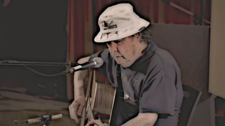Neil Young bátyja első dalával debütál - VIDEÓ