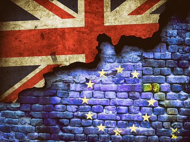 Kereskedelmi megállapodás hiányában az Egyesült Királyság elhagyja Európát