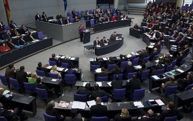 Német kormányalakítás - Véget ért az eddigi kormánypártok előzetes egyeztetése, hivatalos koalíciós tárgyalást javasolnak