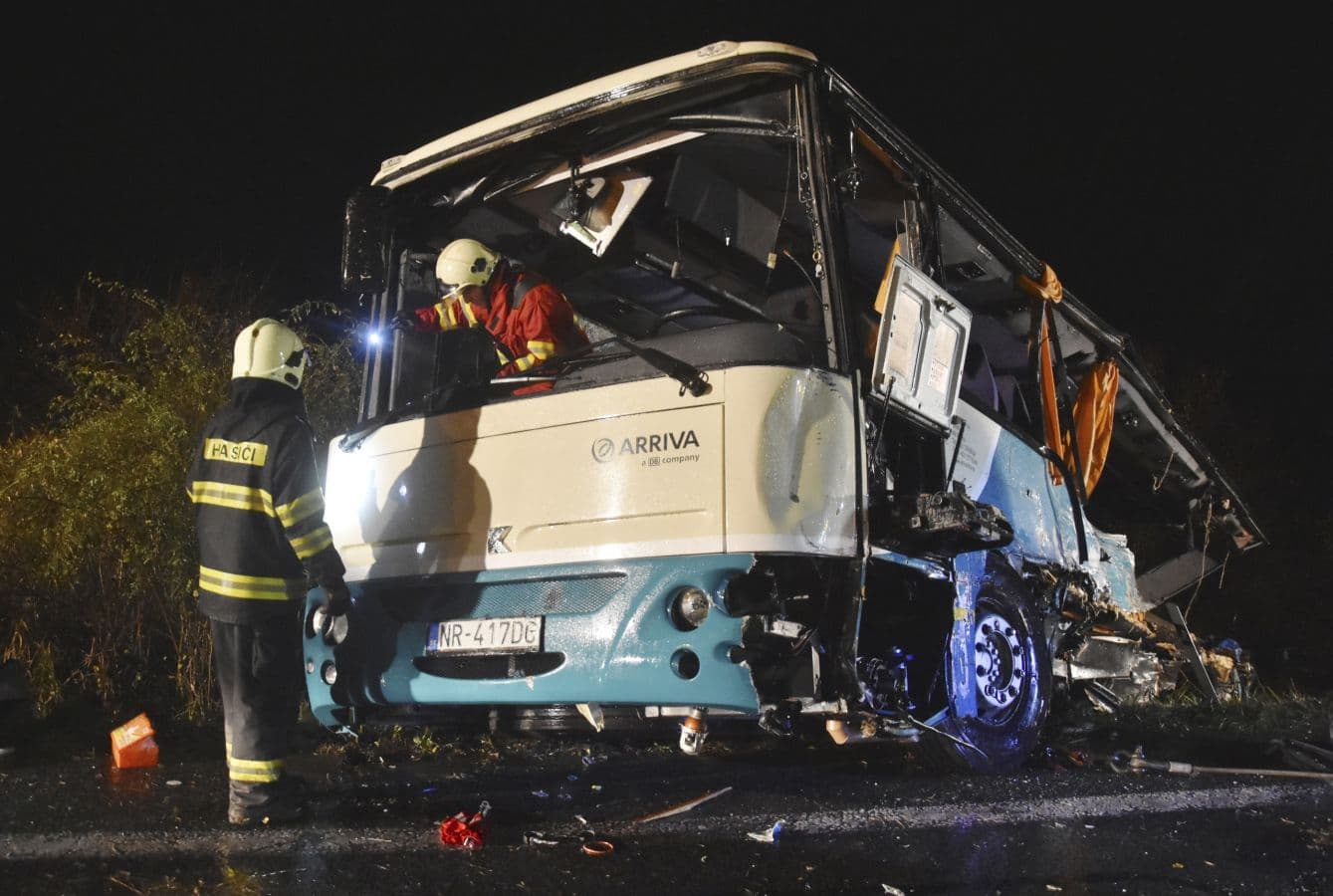 Már tudni, mi okozta a nyitragerencséri buszbalesetet, melyben 12-en haltak meg