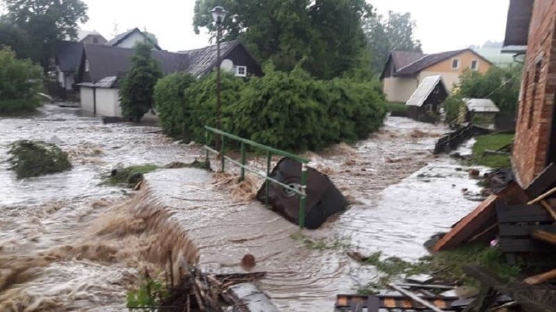 Brutális az árvíz: már nyolcra emelkedett Csehországban az áldozatok száma