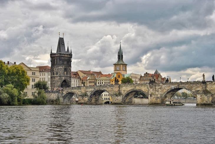 Csehországban a korábbi évek átlagának a felére csökkent a turisták száma tavaly