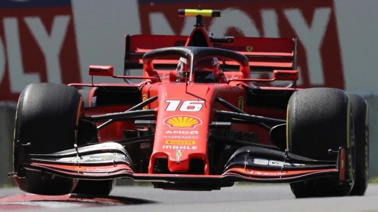 Forma-1 - Utolsóként a Ferrari is bemutatta idei versenyautóját (FOTÓ)