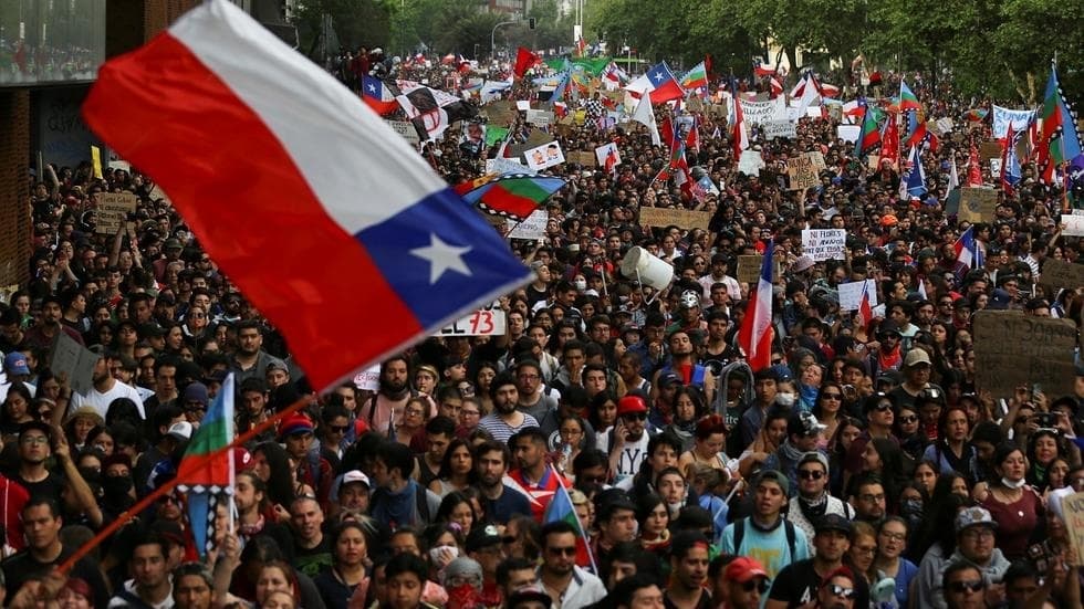 Ismét ezrek tüntettek a chilei fővárosban