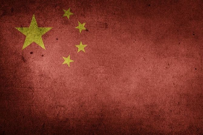 Peking: Az USA-nak nincs alapja Kínára ujjal mutogatni