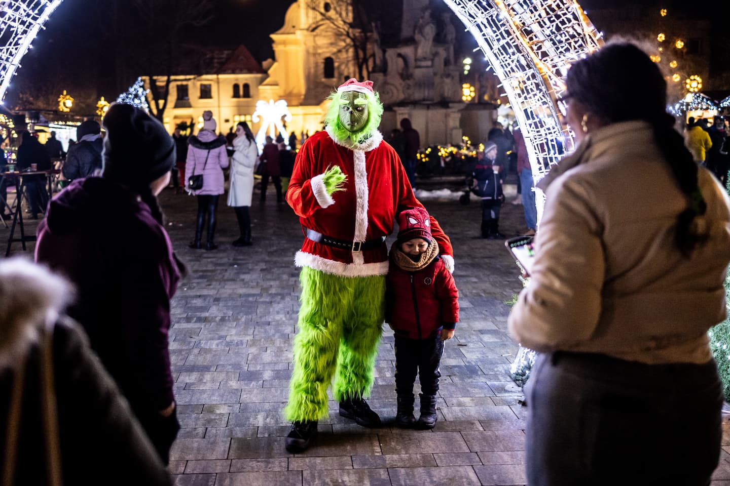 Minden érzékünket kiszolgálja a hangulatos karácsonyi vásár Érsekújvárban (FOTÓK)
