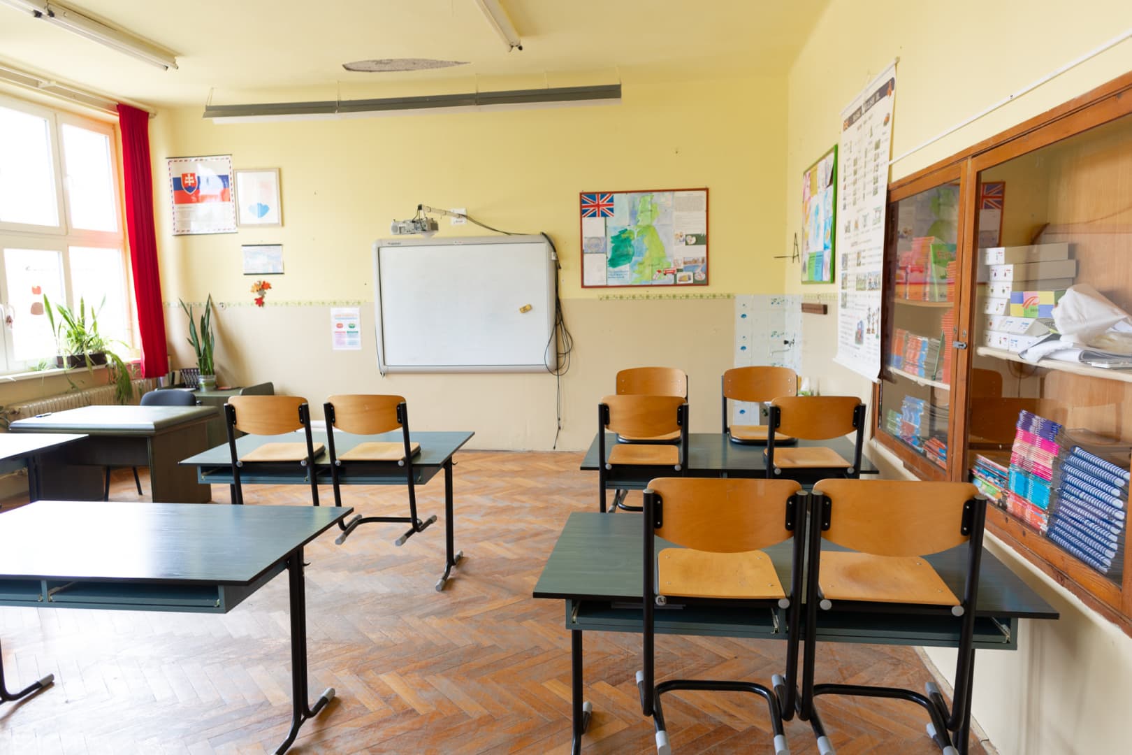 „Nem csak az a célunk, hogy az ukrajnai diákokat iskolapadba ültessük” – az oktatási tárca lépéseket tesz, hogy segítse a beilleszkedést