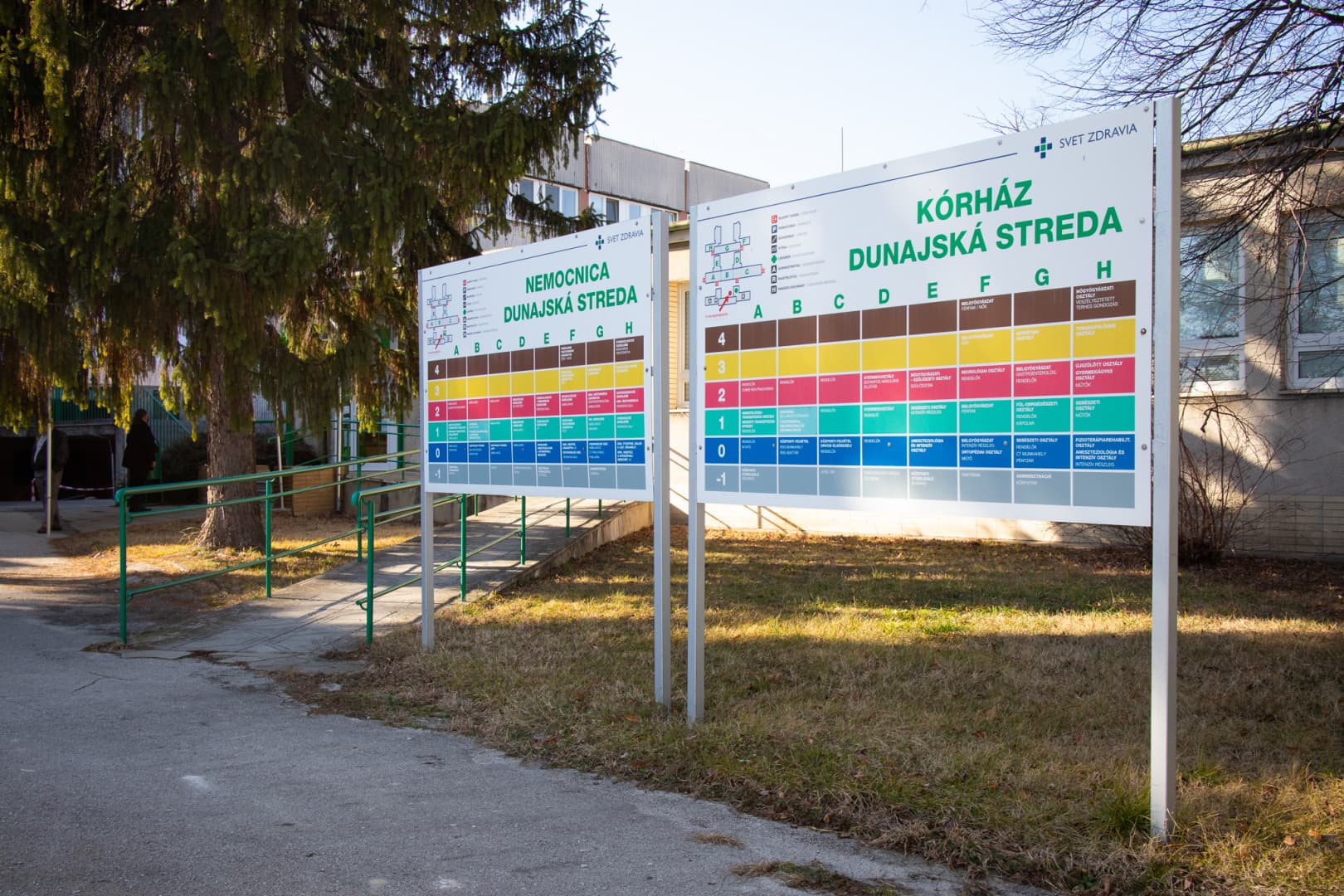 Már a dunaszerdahelyi kórházban is tilos a látogatás