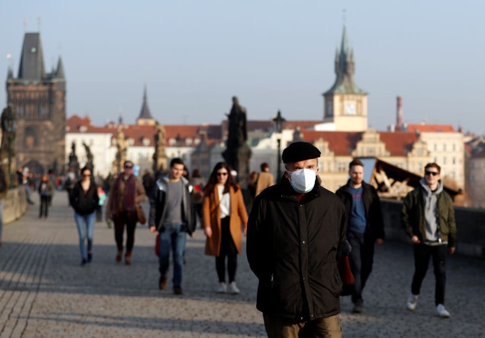 A cseh kormány szigorította a járványellenes óvintézkedéseket