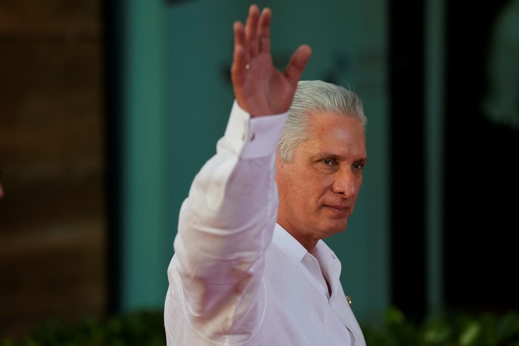 A kubai parlament újabb öt évre megválasztotta Miguel Díaz-Canel hivatalban lévő elnököt