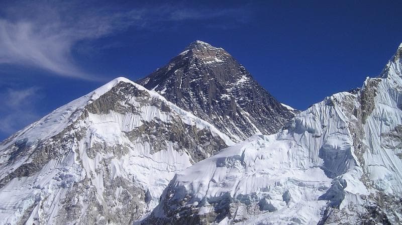 Újra megmérik a Mount Everest magasságát