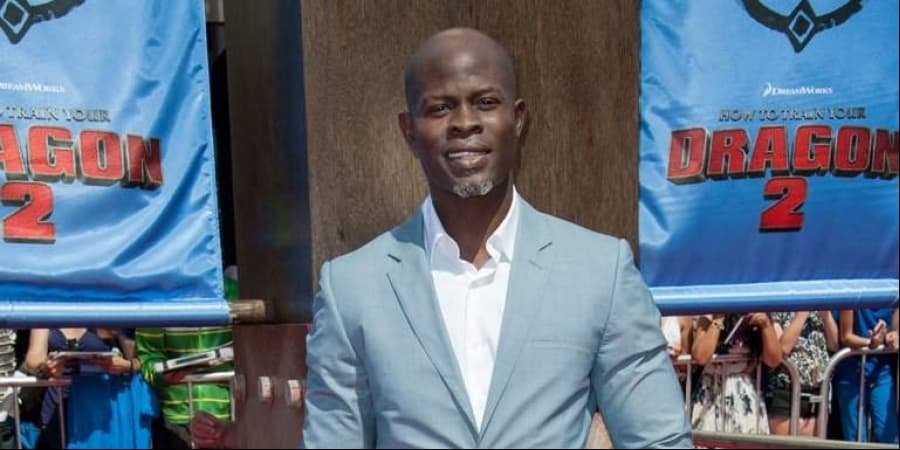 Emily Blunttal és Djimon Hounsouval folytatódik a Hang nélkül