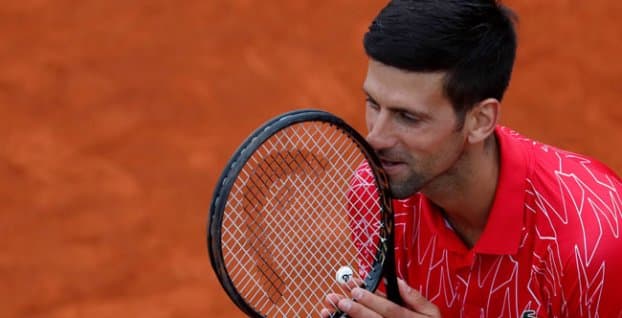 Australian Open: Djokovic Melbourne-ben küzd a kiutasítás ellen
