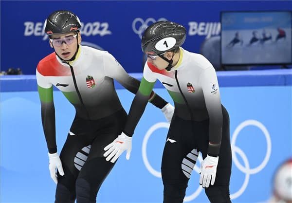 Peking 2022 - Liu Shaolin Sándortól elvették az aranyérmet, testvére, Liu Shaoang bronzérmes férfi 1000 méteren