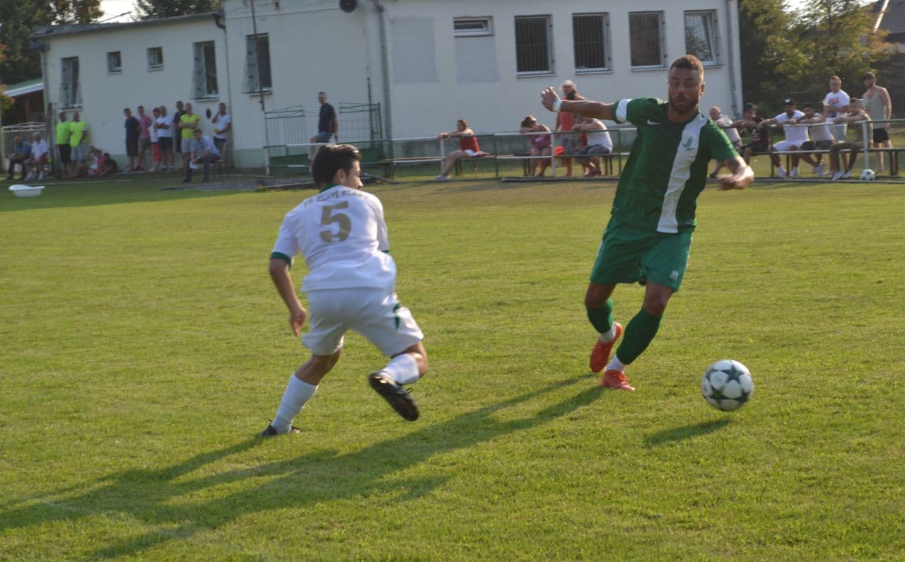 Nyugat-szlovákiai V. liga, déli csoport, 1. forduló: Pontosztozkodás Kisudvarnokon