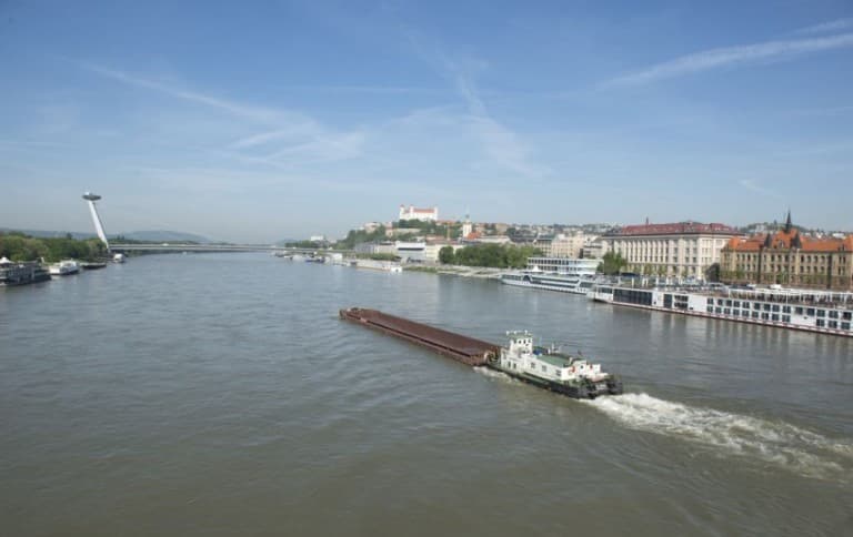 Árad a Duna Pozsonynál