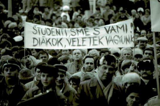 Dokumentumfilmet készített a Független Magyar Kezdeményezés megalakulásáról a Fórum Intézet 