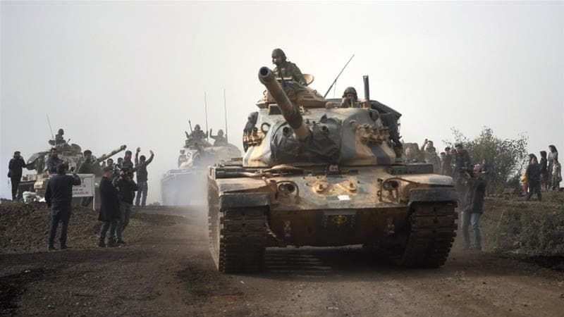 Szíria - A török hadsereg bejelentette, hogy körbezárta Afrínt