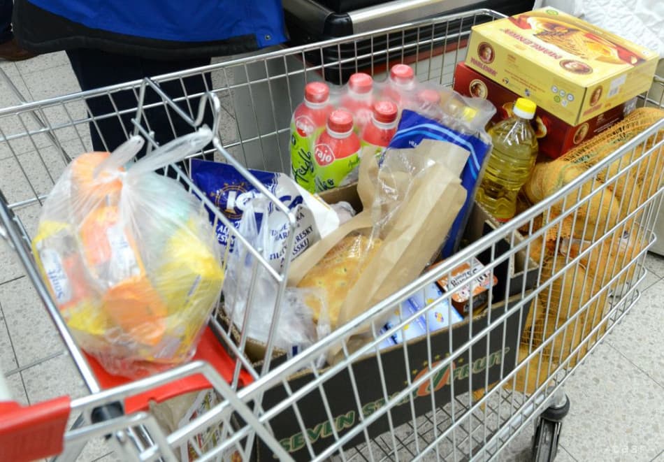 "Rossz és populista lépés, ami egyáltalán nem segít" – a Versenyhivatalhoz fordul az SaS az élelmiszer-árplafon miatt