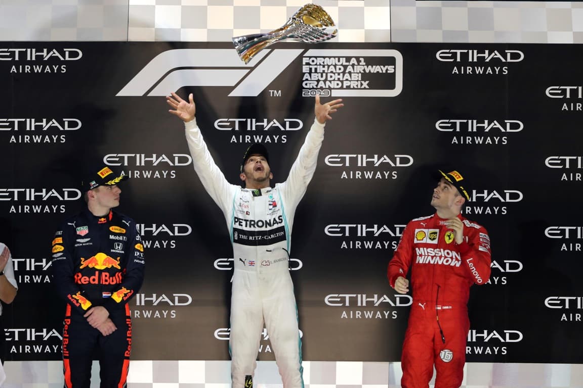 Abu-Dzabi Nagydíj: Hamilton nyerte az idényzáró futamot