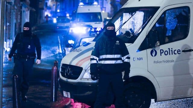 Belgium 160 feltételezett terroristát keres nemzetközi elfogatóparanccsal