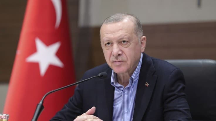 A török elnök a gabonaexport újraindítását szolgáló fekete-tengeri folyosó megnyitását szorgalmazza
