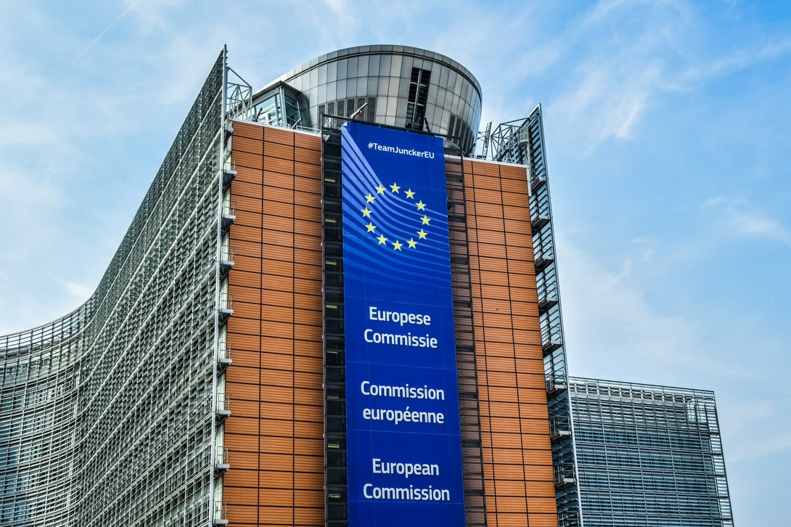 Koronavírus: Brüsszel 25 milliárd eurós alapot hoz létre a károk enyhítésére