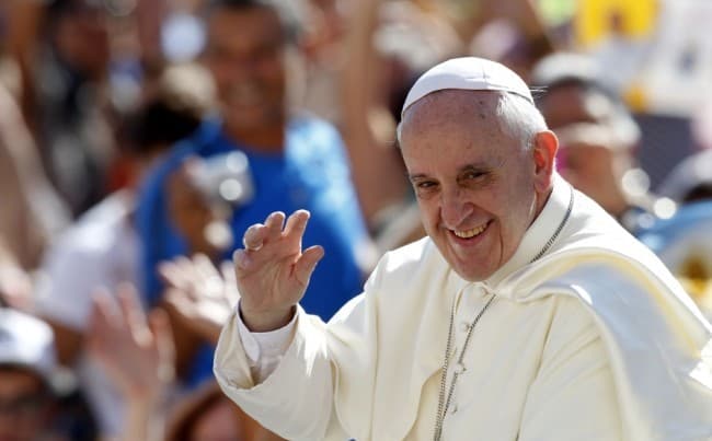 Ferenc pápa: fel kell tartóztatni az emberkereskedelmet