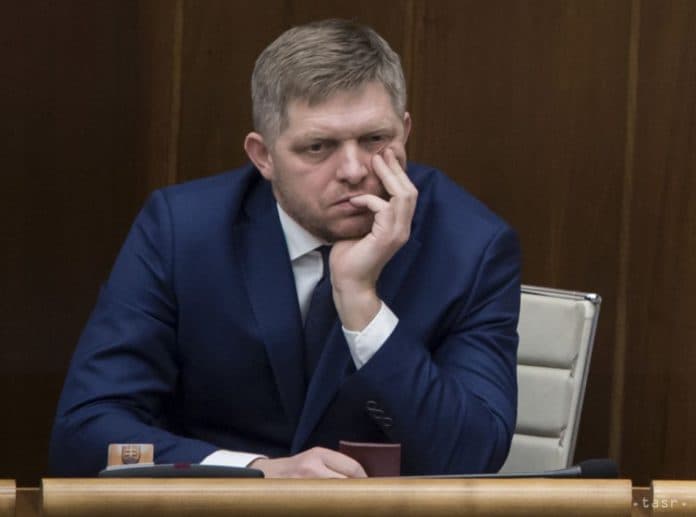 „Oroszország nem lehet és jelenleg sem a halálos ellenségünk” – Fico reagált Zelenszkij parlamenti beszédére