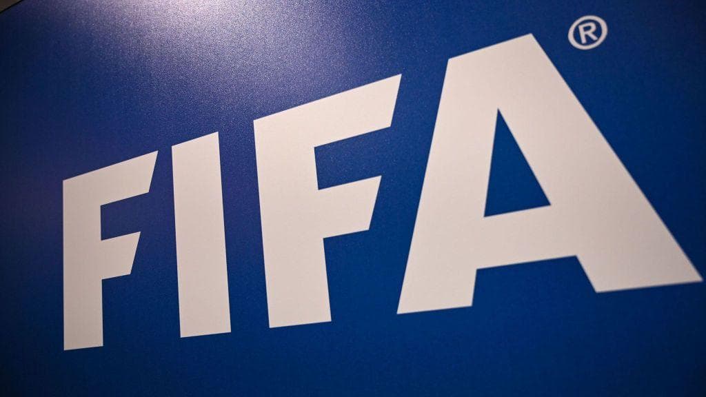 A FIFA bundázásért örökre eltiltott egy klubvezetőt
