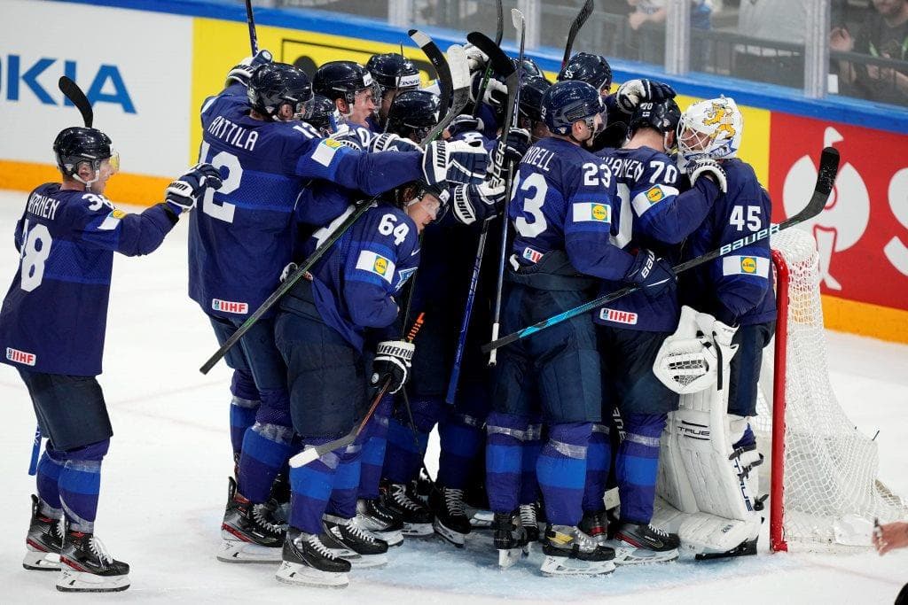 Jégkorong-vb - Döntőben a szlovákokat is kiejtő házigazda olimpiai bajnok finn csapat