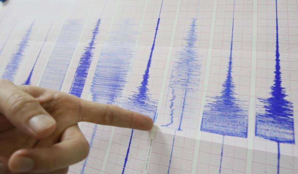 Erős földrengés rázta mega  Fülöp-szigetek egy részét