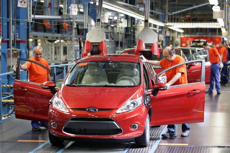 Elektromos járművet fog gyártani 2024-től a Ford Romániában