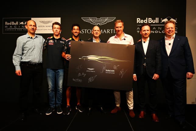 Az  Aston Martin meg a Red Bull egy új szuperverdát alkotnak