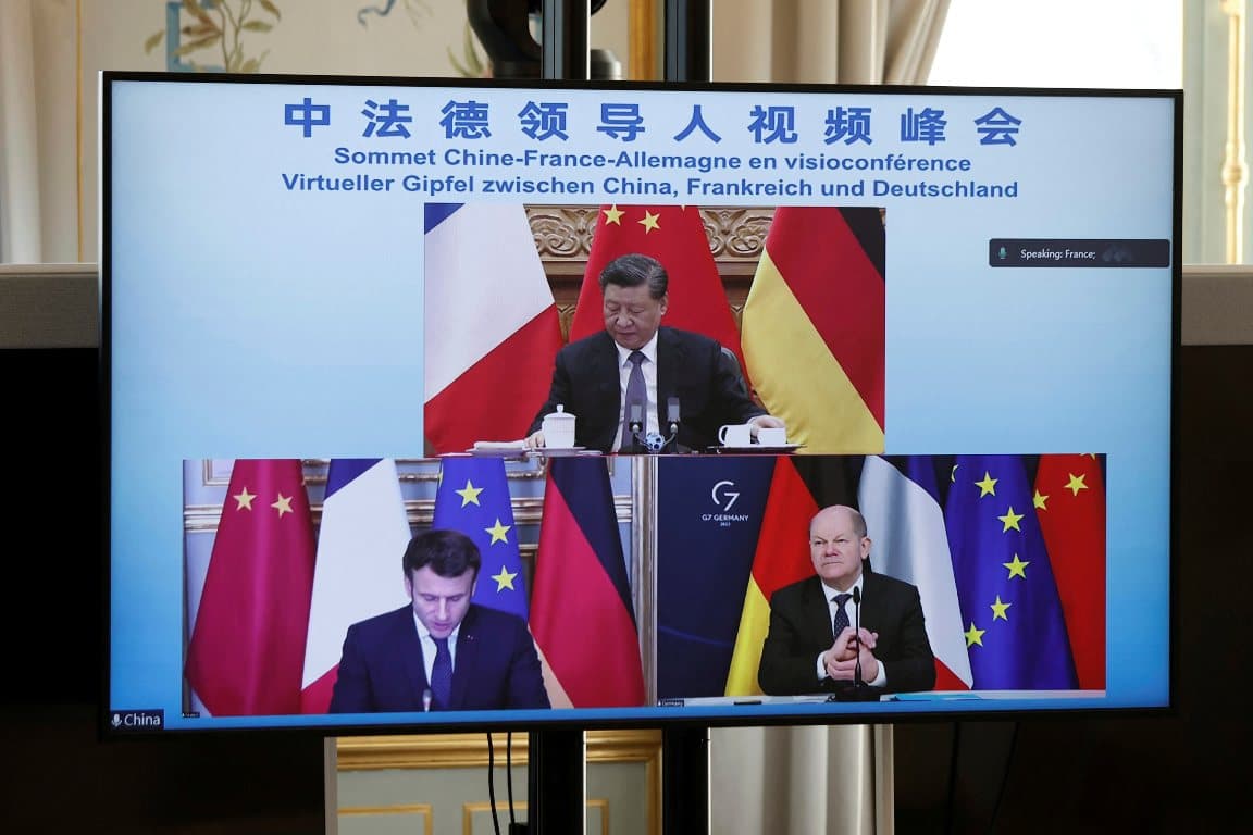 A kínai nagykövet kijelentette, Peking semmilyen katonai segítséget nem nyújt Oroszországnak