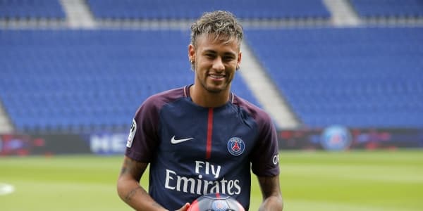 Neymar a pihenése után csatlakozott a PSG-hez